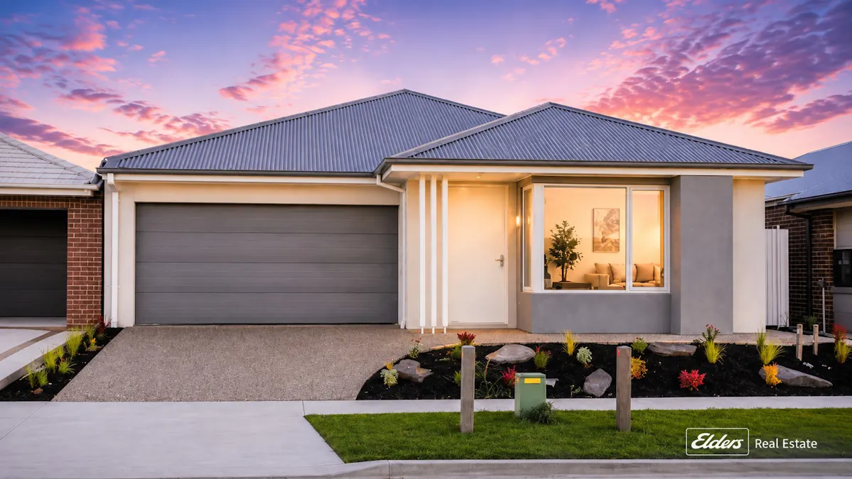 7 Gleam Street, Werribee, VIC, 3030 - Image 2