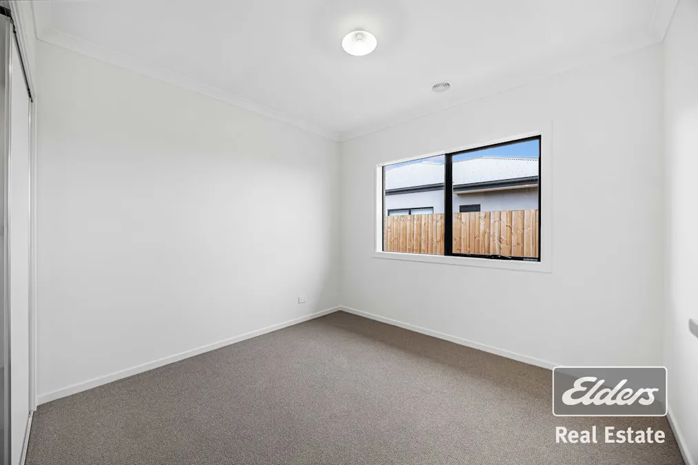 5 Cranberry Crescent, Thornhill Park, VIC, 3335 - Image 12