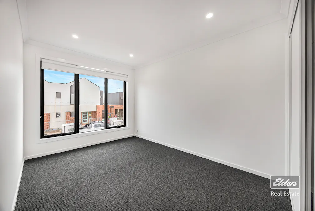 18 Timetable Street , Mambourin, VIC, 3024 - Image 3