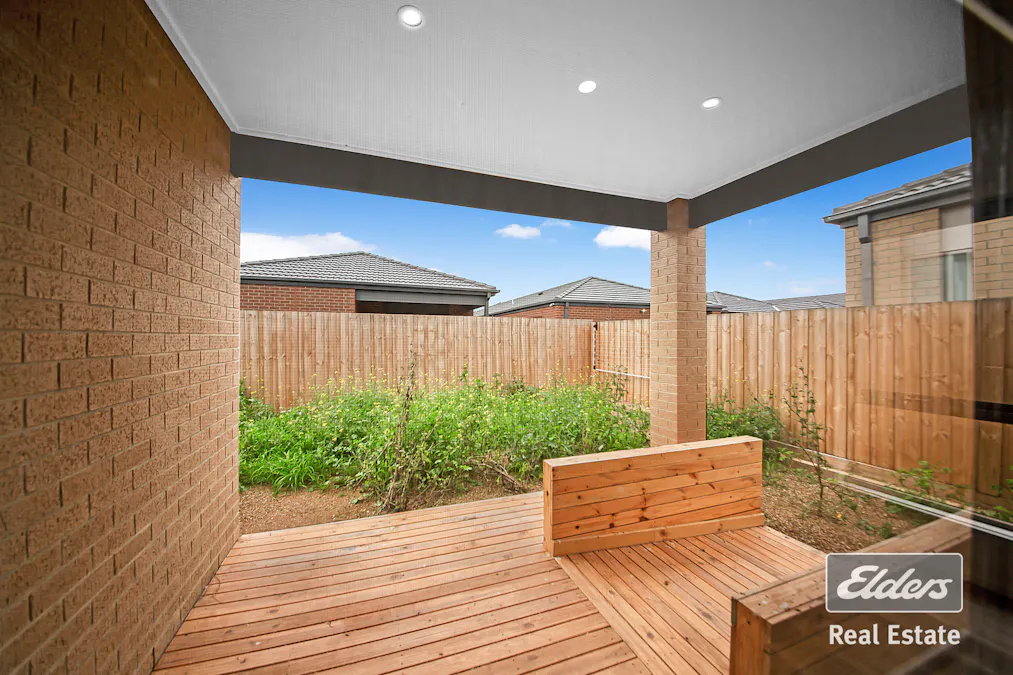 39 Flintwood Street, Tarneit, VIC, 3029 - Image 15