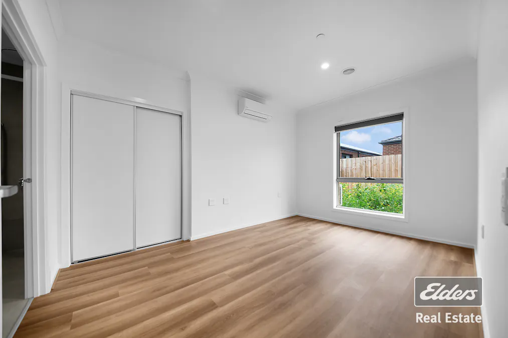 39 Flintwood Street, Tarneit, VIC, 3029 - Image 7