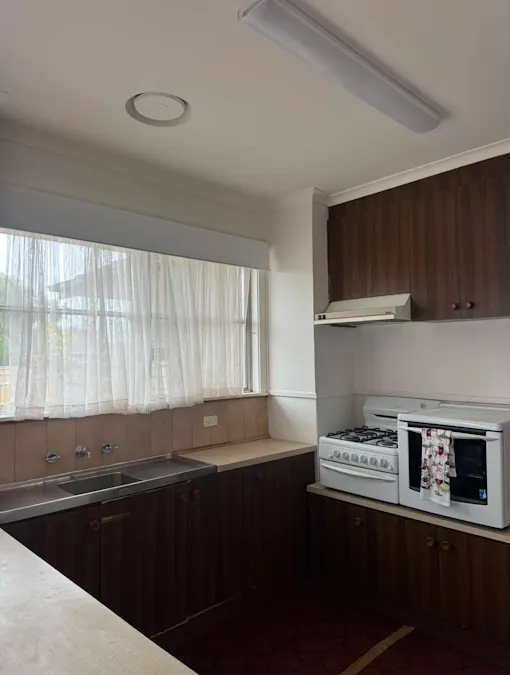 6 Silver Street, Werribee, VIC, 3030 - Image 11