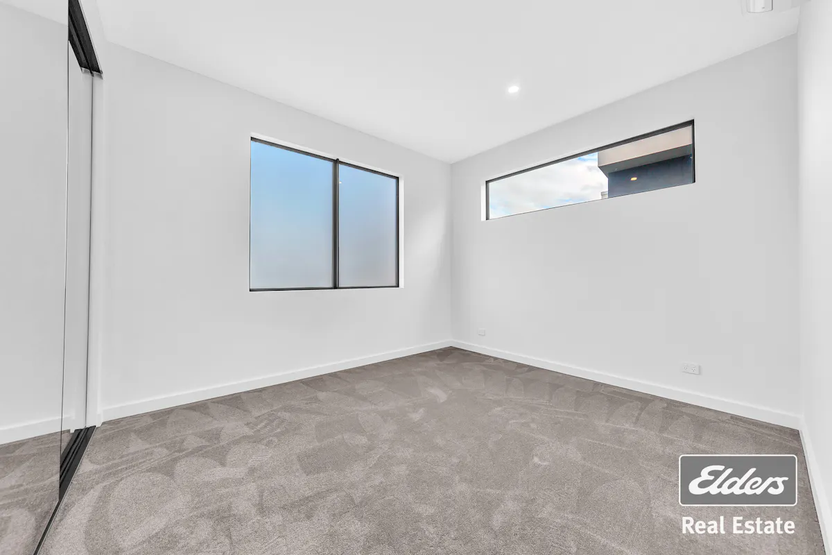 2/36 Socrates Way — photo 10 of 22