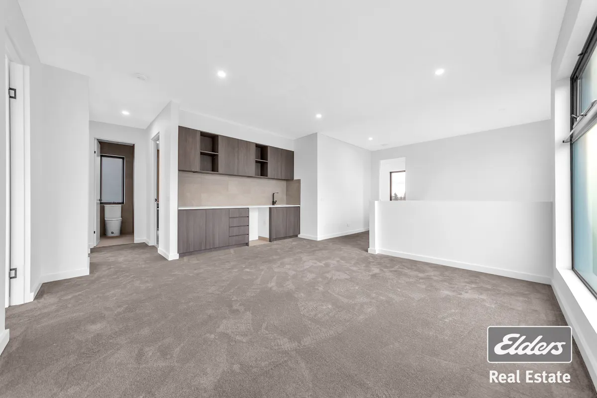 2/36 Socrates Way — photo 12 of 22