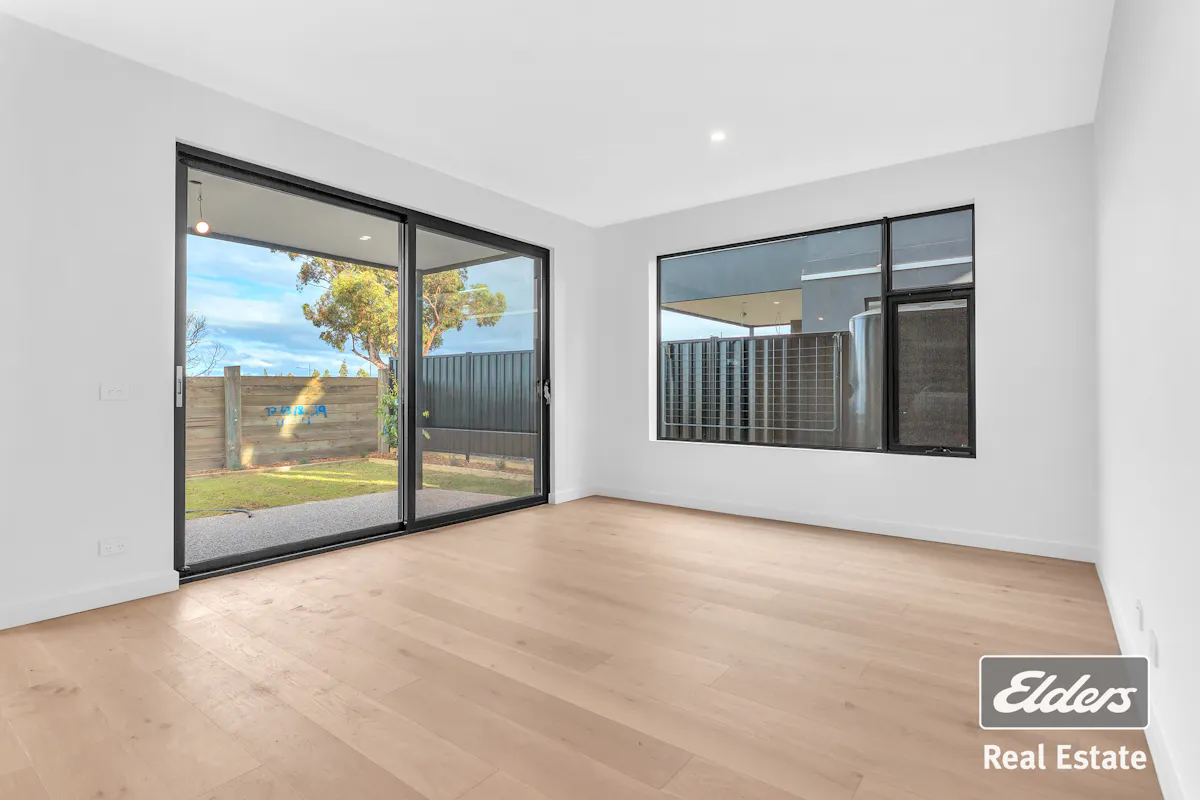 2/36 Socrates Way — photo 4 of 22