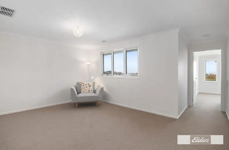 32 Otterham Way — photo 8 of 11