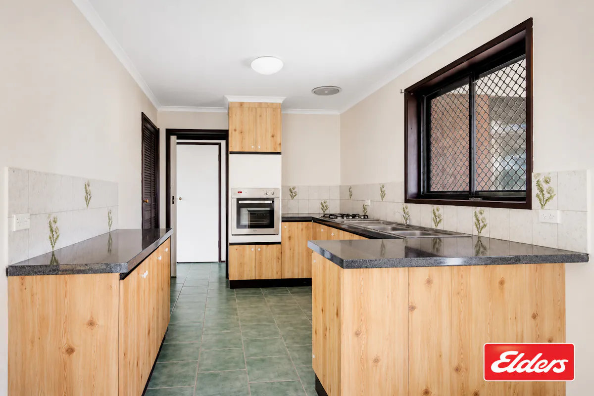 4 Lorikeet Court — photo 7 of 14