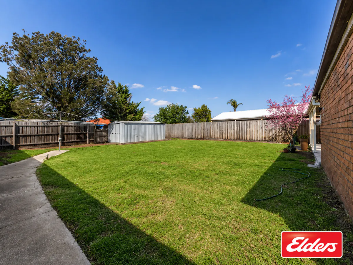 4 Lorikeet Court — photo 11 of 14