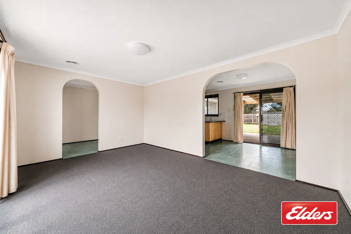 4 Lorikeet Court — photo 3 of 14