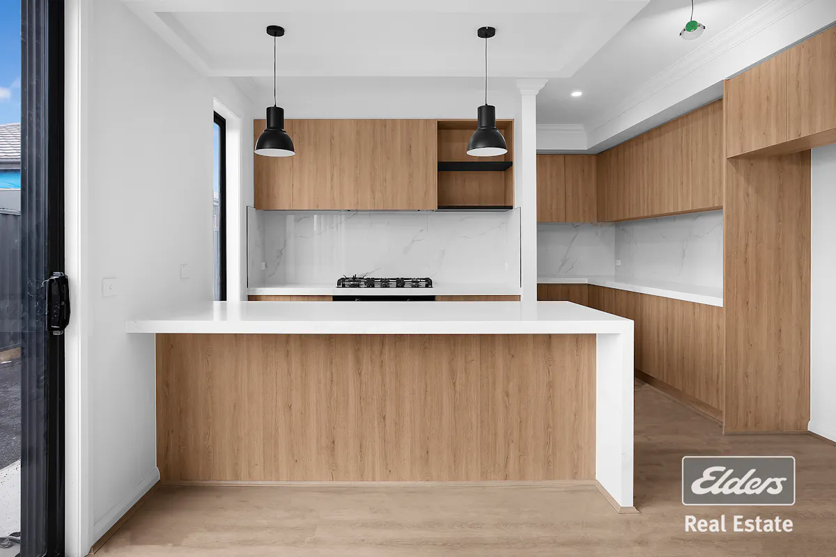 30 Ivory Street — photo 12 of 20