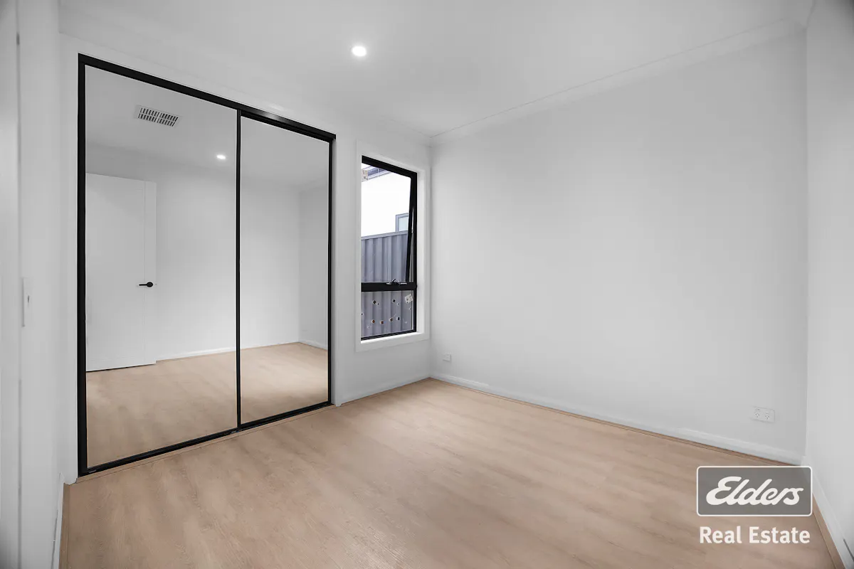 30 Ivory Street — photo 10 of 20