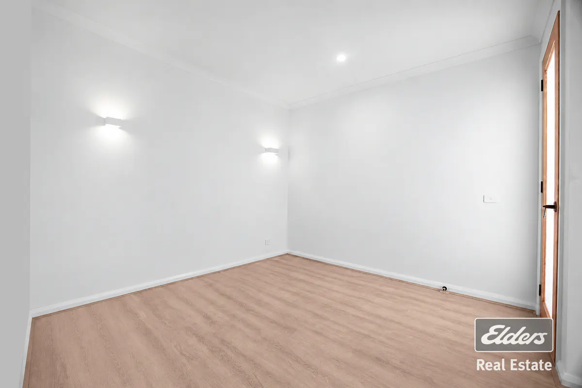 30 Ivory Street — photo 4 of 20