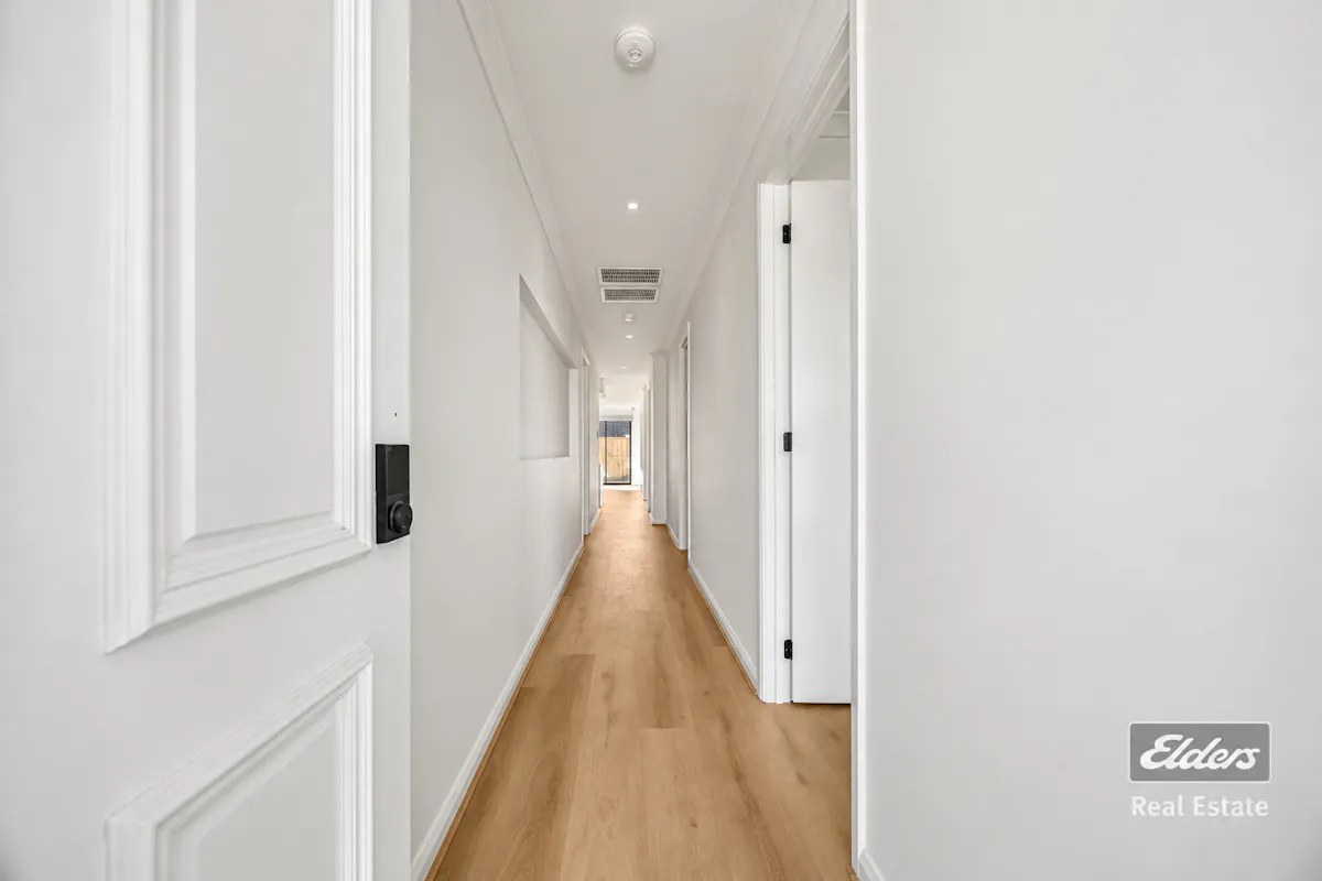 37 Gambusia Road — photo 7 of 12