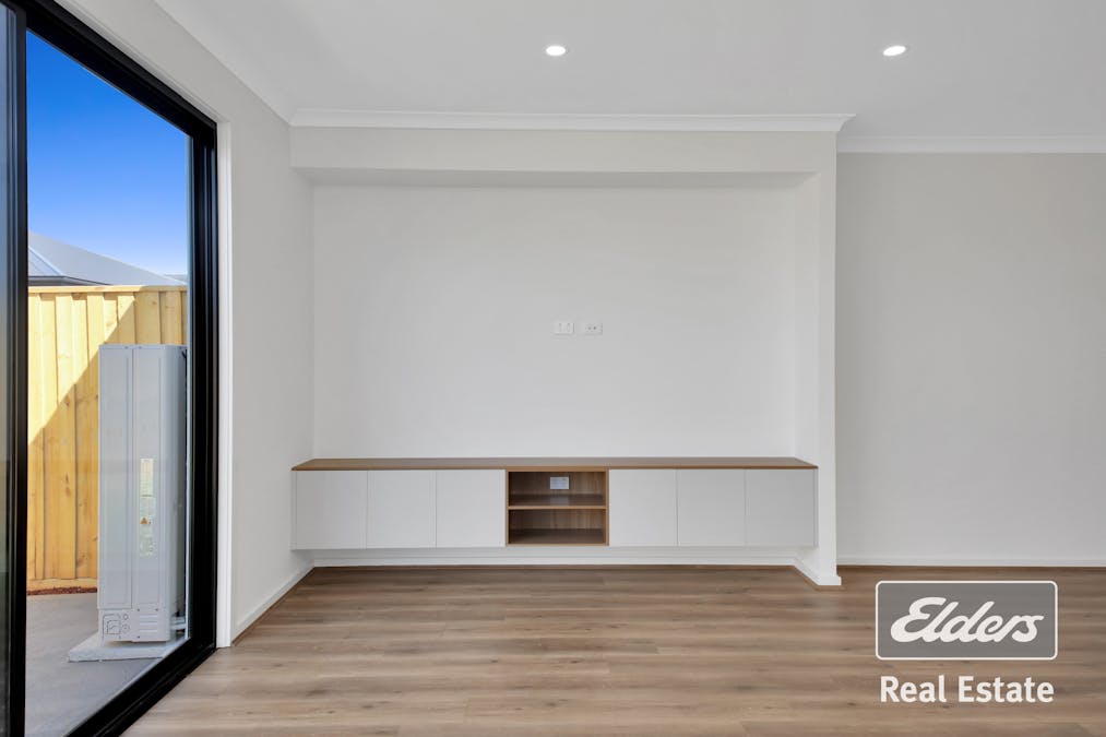 82 Rambler Boulevard, Tarneit, VIC, 3029 - Image 5