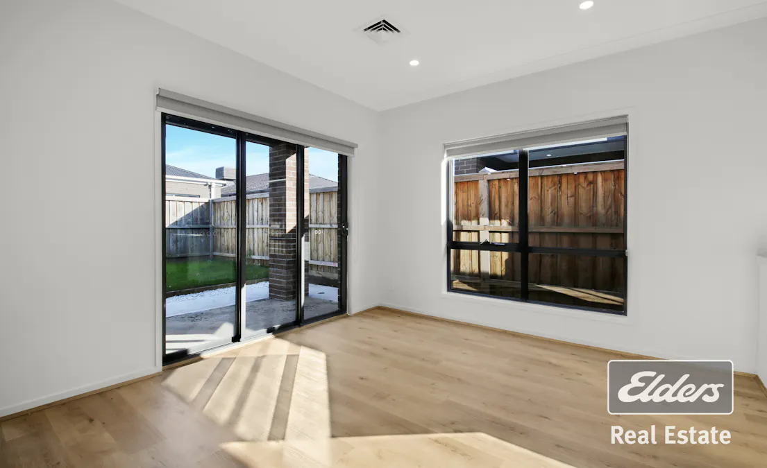 49 Hoffman Crescent, Truganina, VIC, 3029 - Image 5