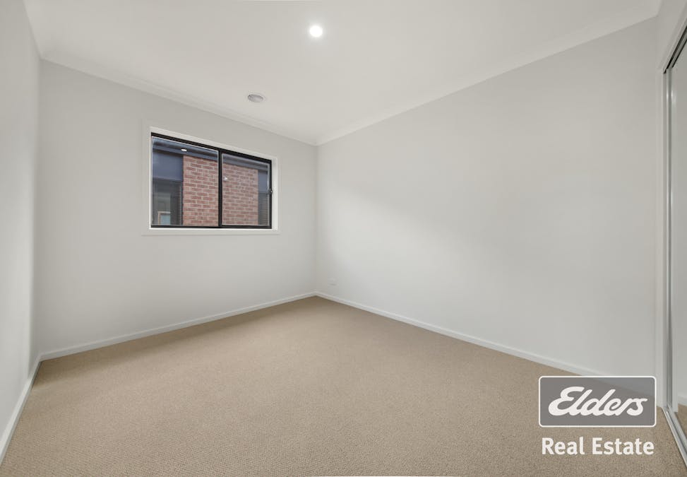 8 Astro Street, Werribee, VIC, 3030 - Image 4
