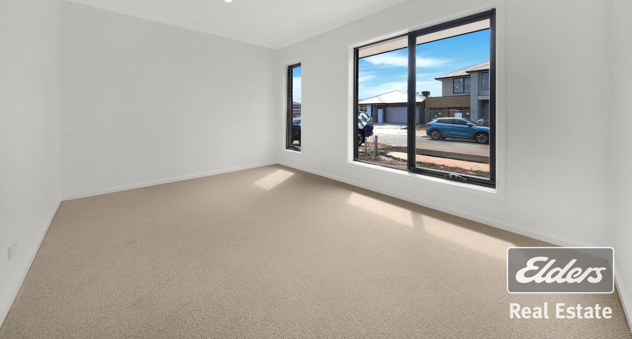 8 Astro Street, Werribee, VIC, 3030 - Image 8