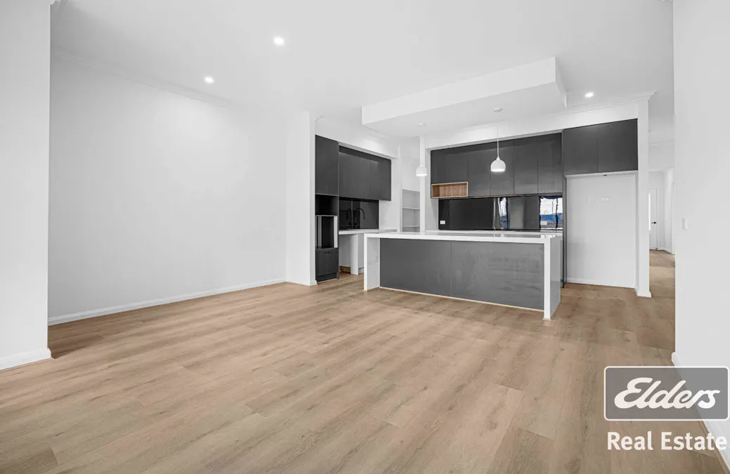 10 Buckwong Drive, Tarneit, VIC, 3029 - Image 3