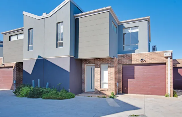 3/87 Federal Drive — photo from Elders Wyndham City