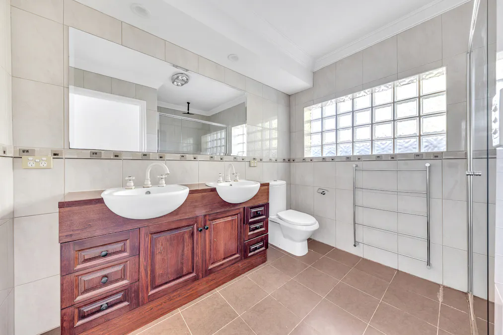 5 Kamil Street, Melton South, VIC, 3338 - Image 12