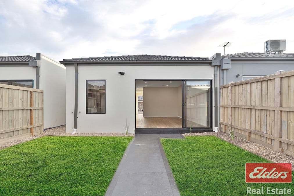 34 Palmdale Crescent, Mambourin, VIC, 3024 - Image 3