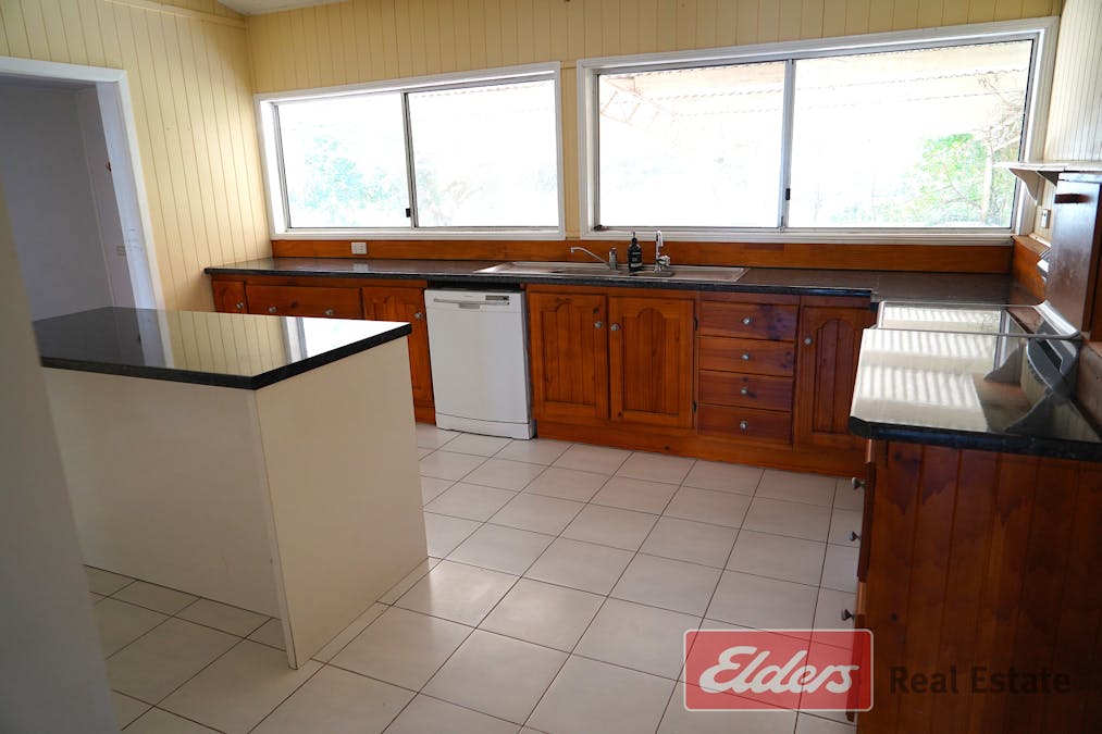 44 Arthur Street, Roma, QLD, 4455 - Image 5
