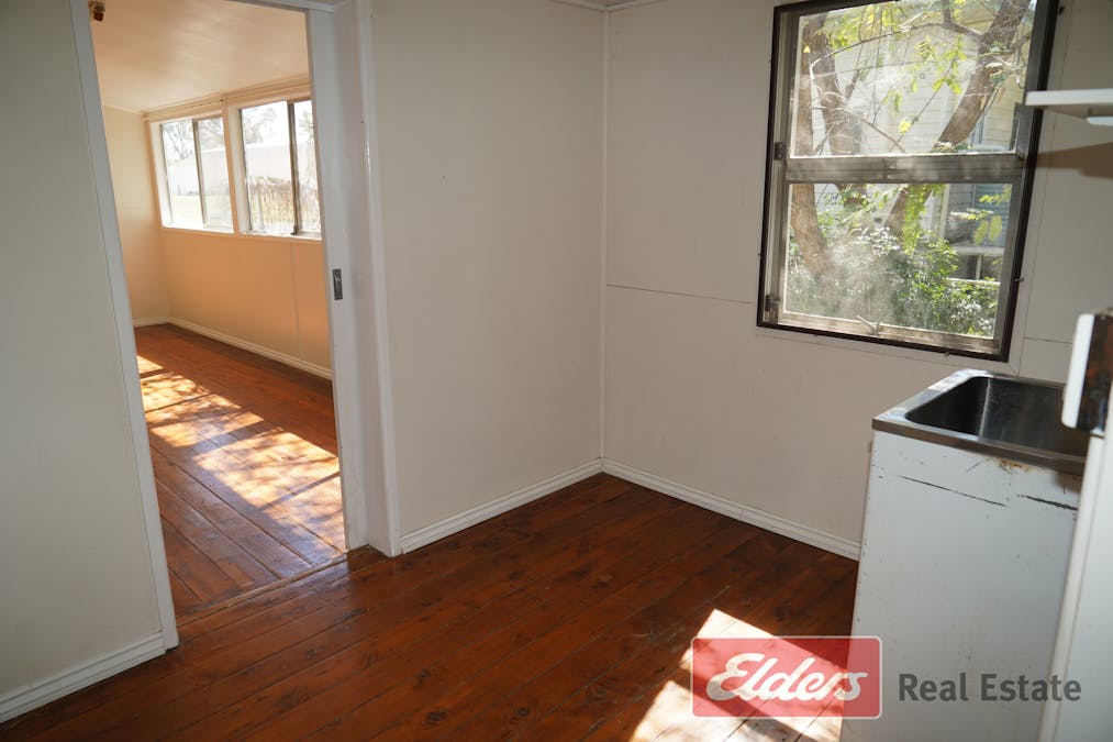 44 Arthur Street, Roma, QLD, 4455 - Image 19