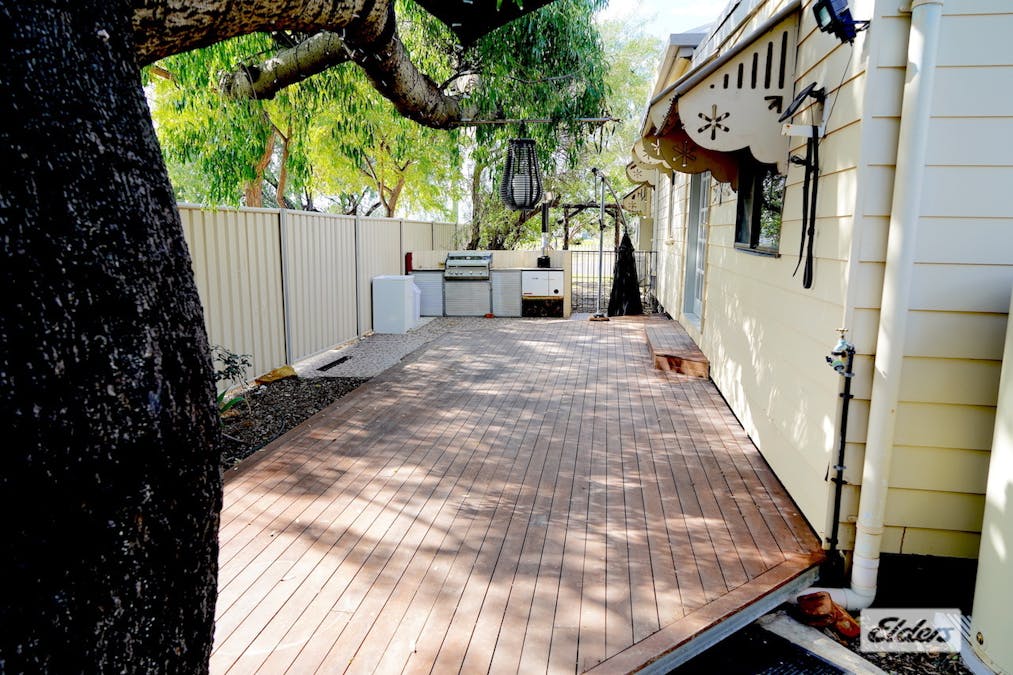 97 Charles Street, Roma, QLD, 4455 - Image 6