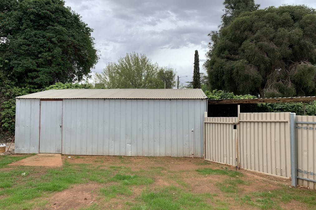 62 Mitchell Avenue, Dareton, NSW, 2717 - Image 13