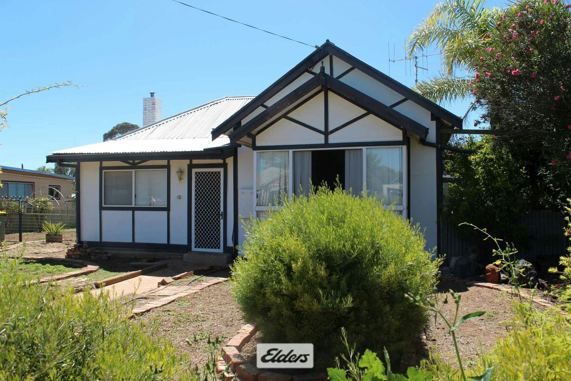20 Pioneer Street, Manangatang, VIC, 3546 Sold Elders Real Estate
