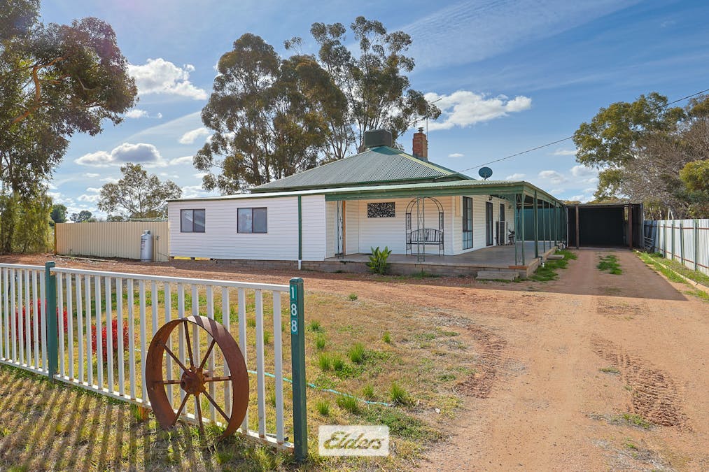 188 Dow Avenue, Cabarita, VIC, 3505 - Image 1