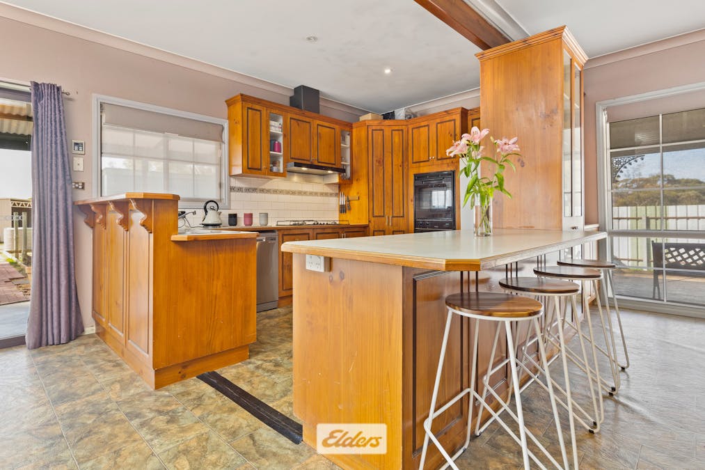 188 Dow Avenue, Cabarita, VIC, 3505 - Image 6