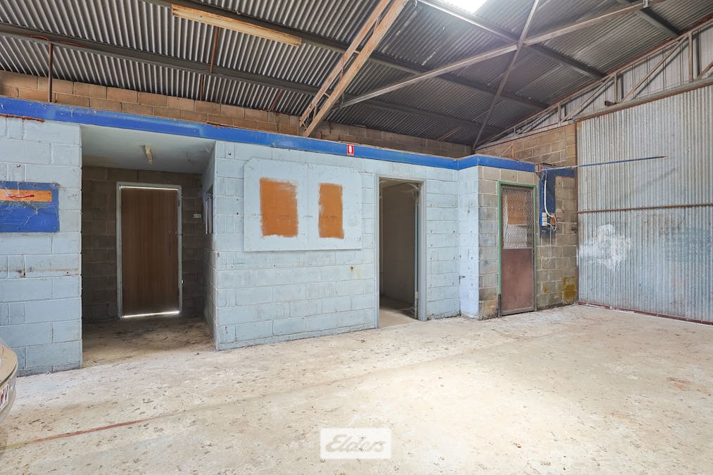 83 Farrell Street, Ouyen, VIC, 3490 - Image 11