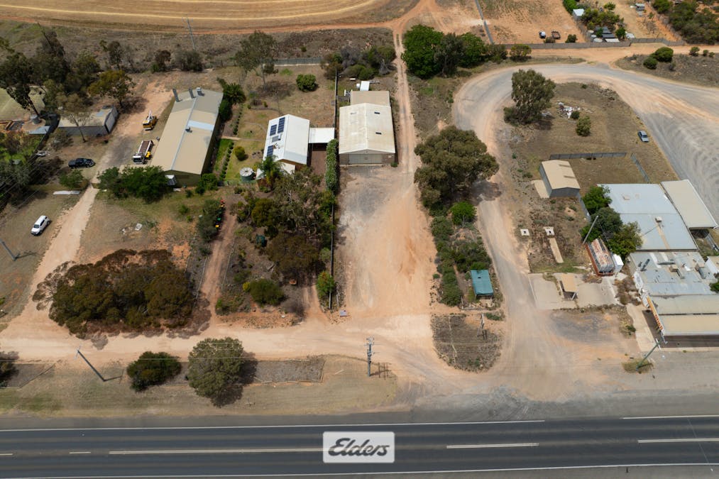83 Farrell Street, Ouyen, VIC, 3490 - Image 17