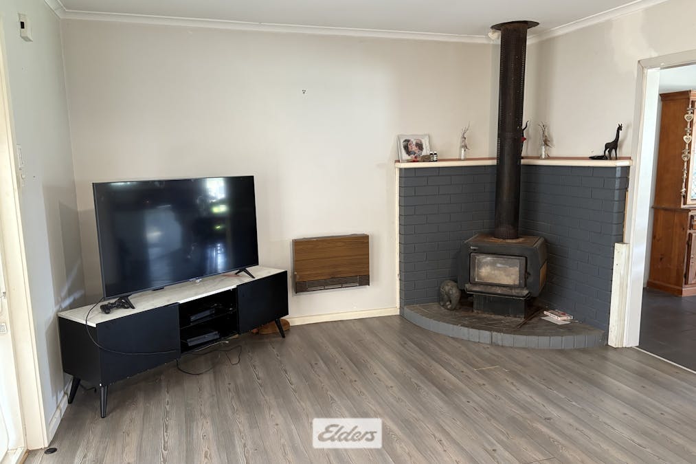 11 Cowper Street, Euston, NSW, 2737 - Image 8