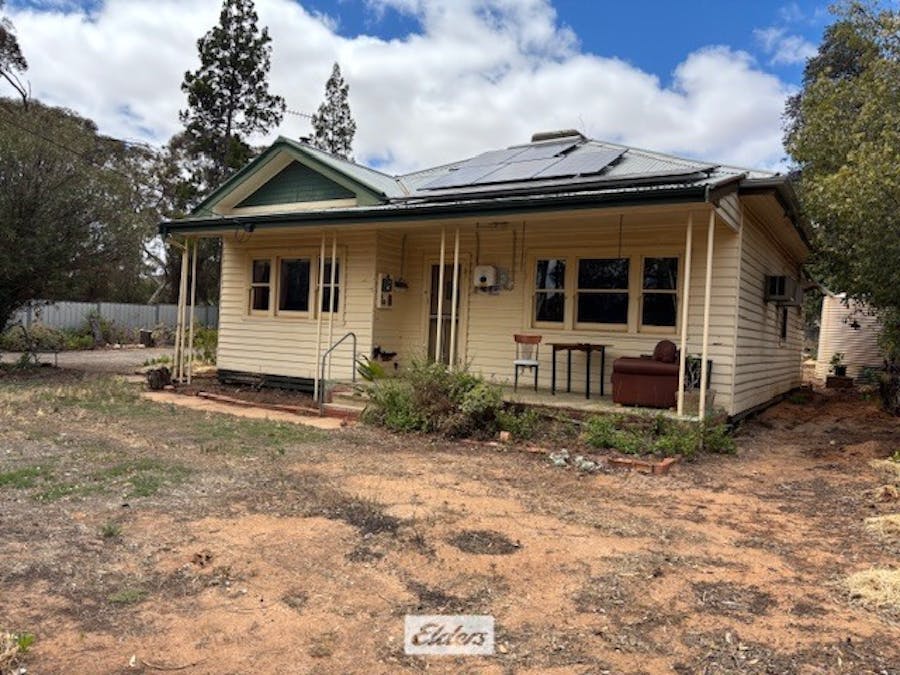 37 Cregan Street, Walpeup, VIC, 3507 - Image 1