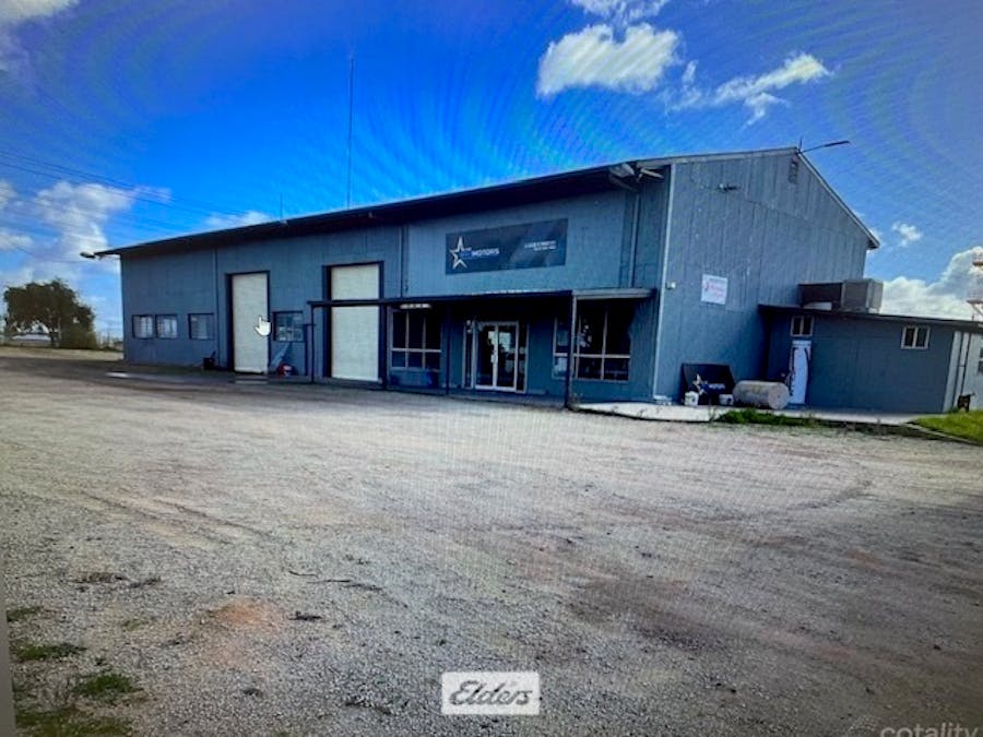 34 Moore Street, Robinvale, VIC, 3549 - Image 2