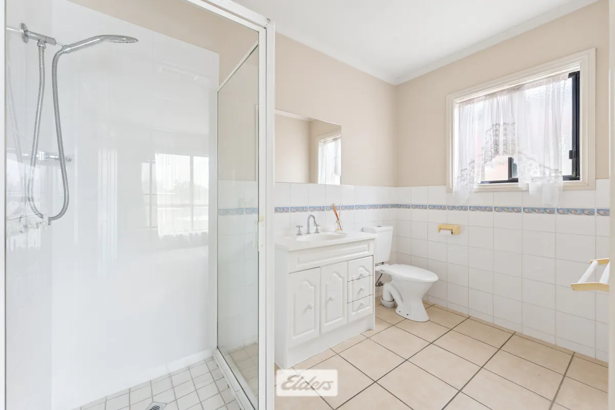 490 Etiwanda Avenue — photo 13 of 18
