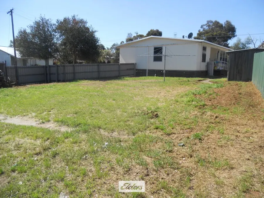 26 Ritchie Street, Ouyen, VIC, 3490 - Image 7