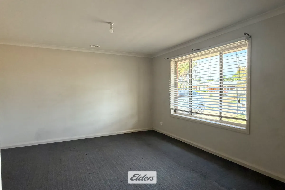 2 Anwyl Close — photo 2 of 13
