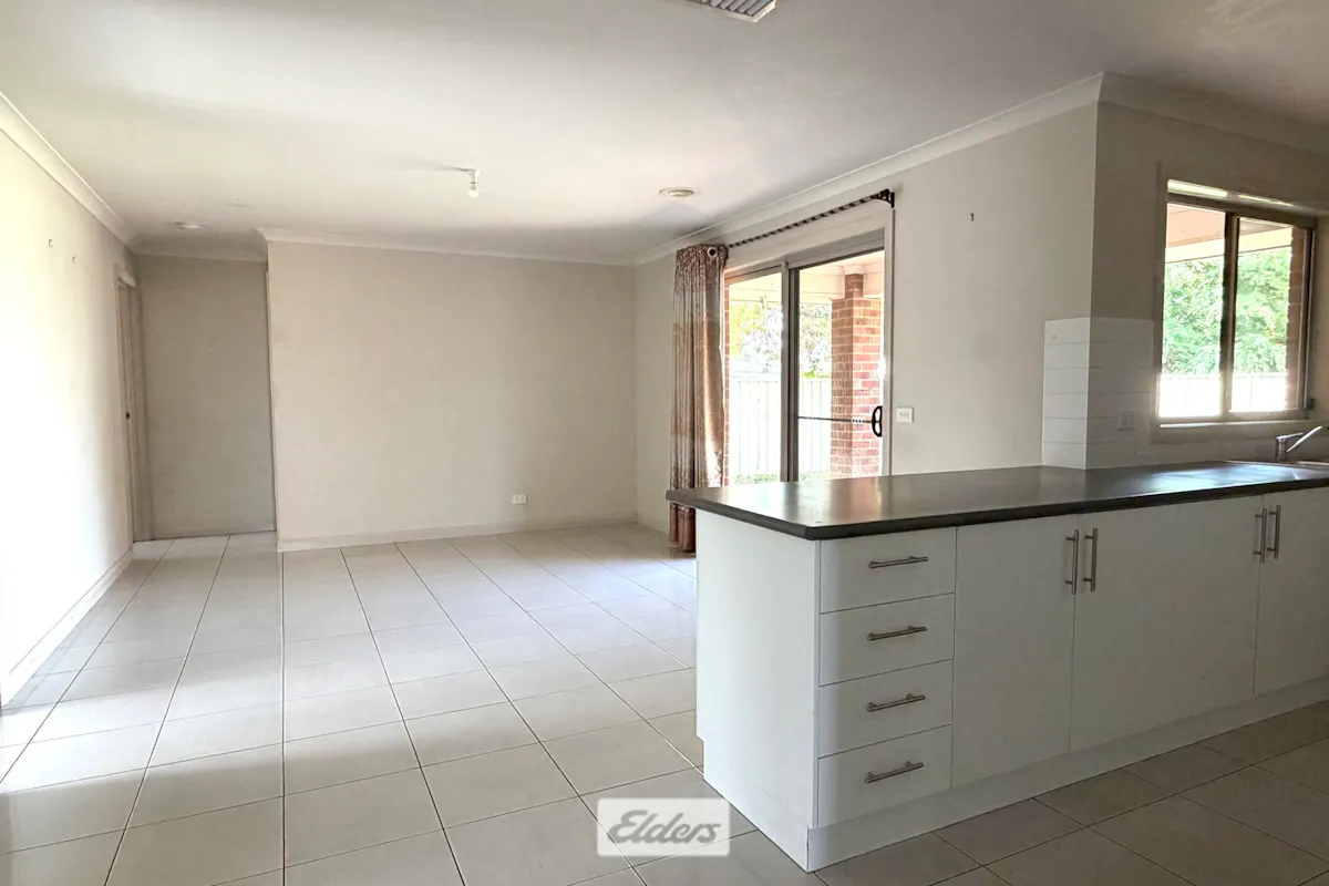 2 Anwyl Close — photo 4 of 13