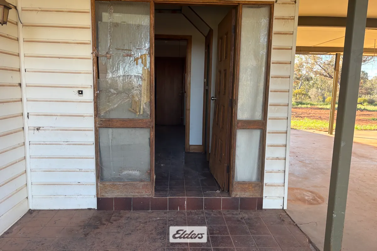 100 Malaya Road — photo 13 of 16