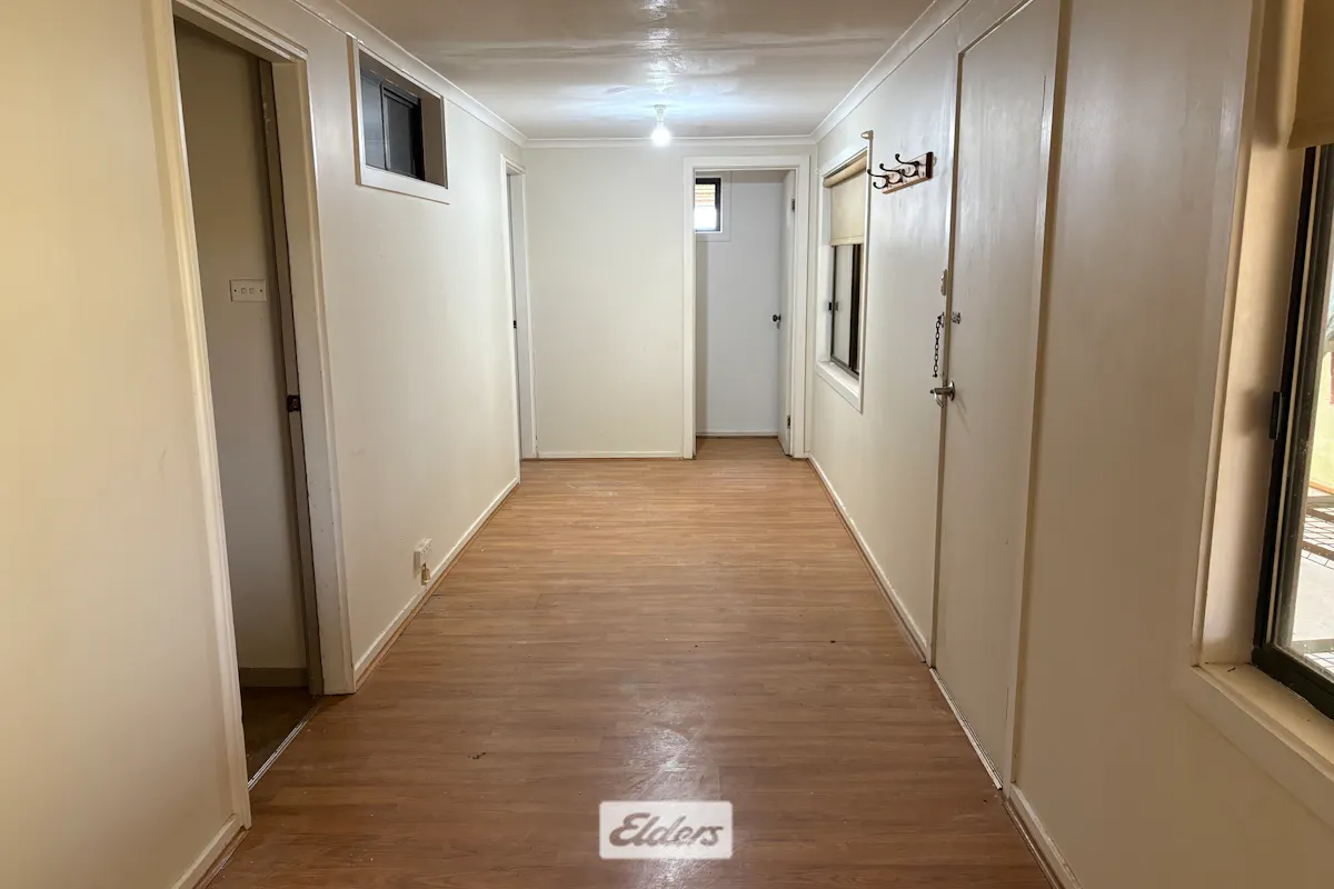 656 Anzac Road — photo 5 of 18
