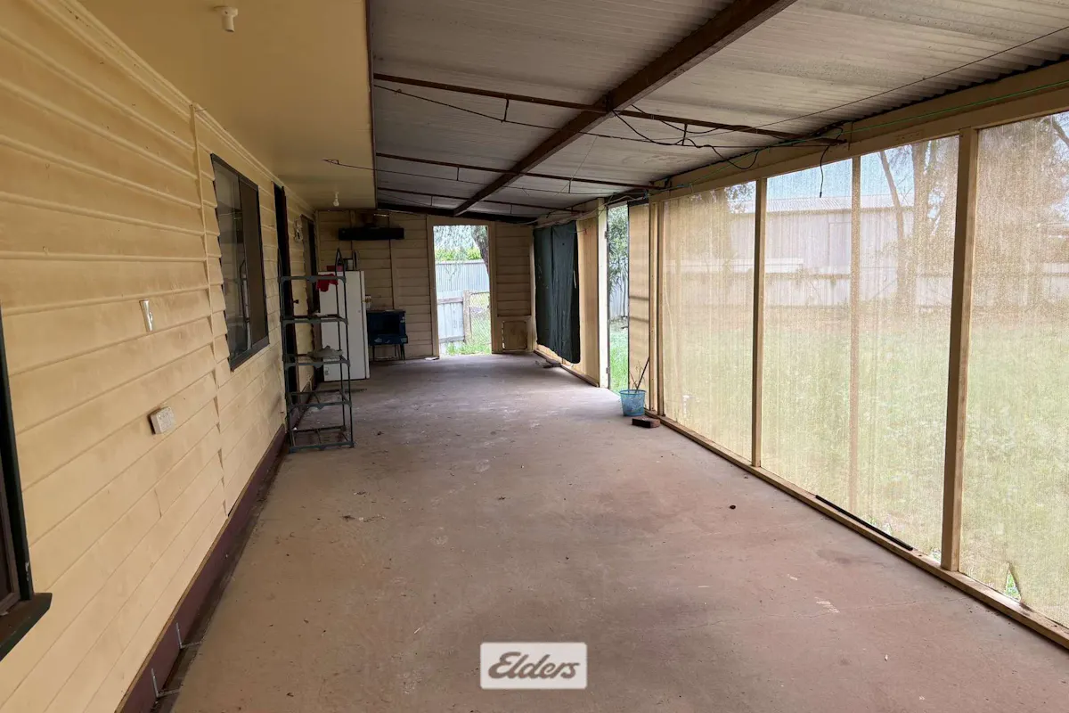 656 Anzac Road — photo 12 of 18