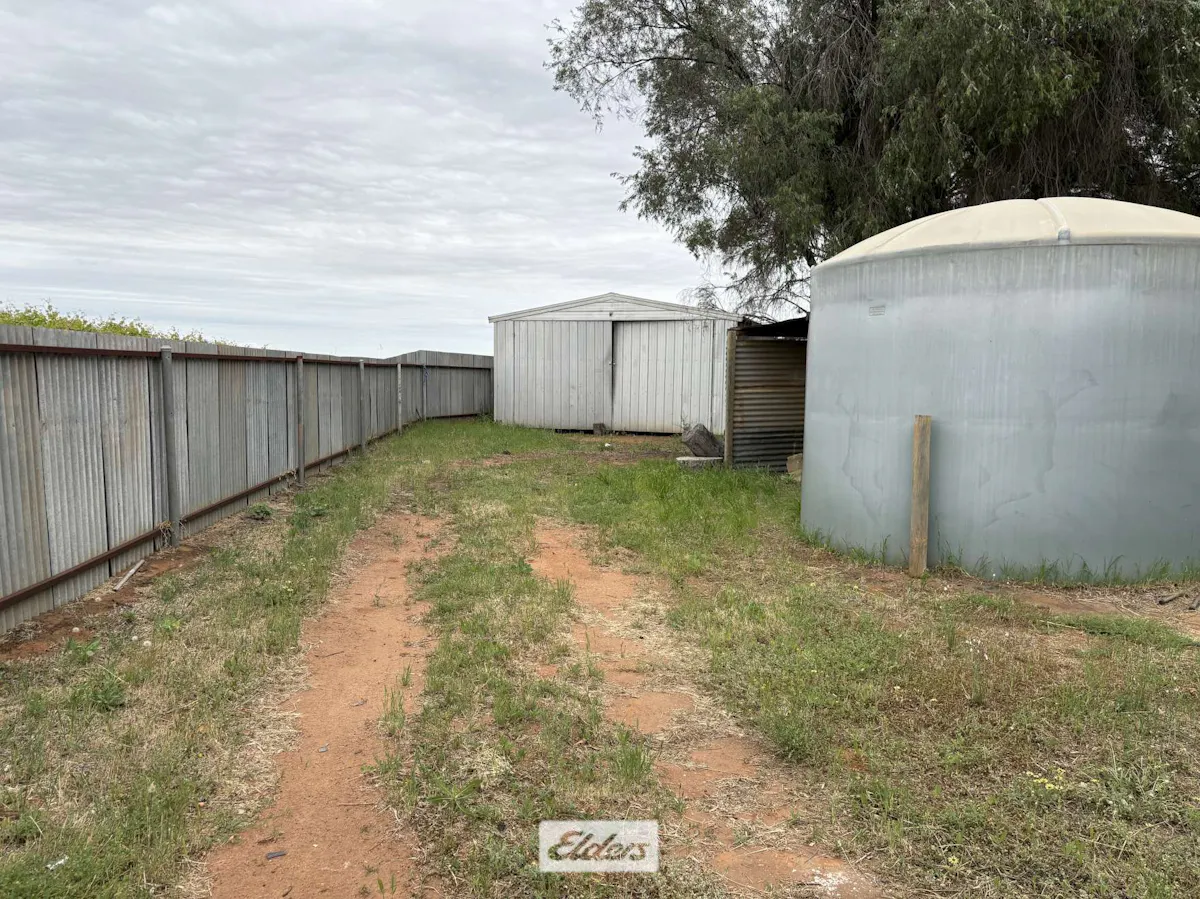 656 Anzac Road — photo 14 of 18