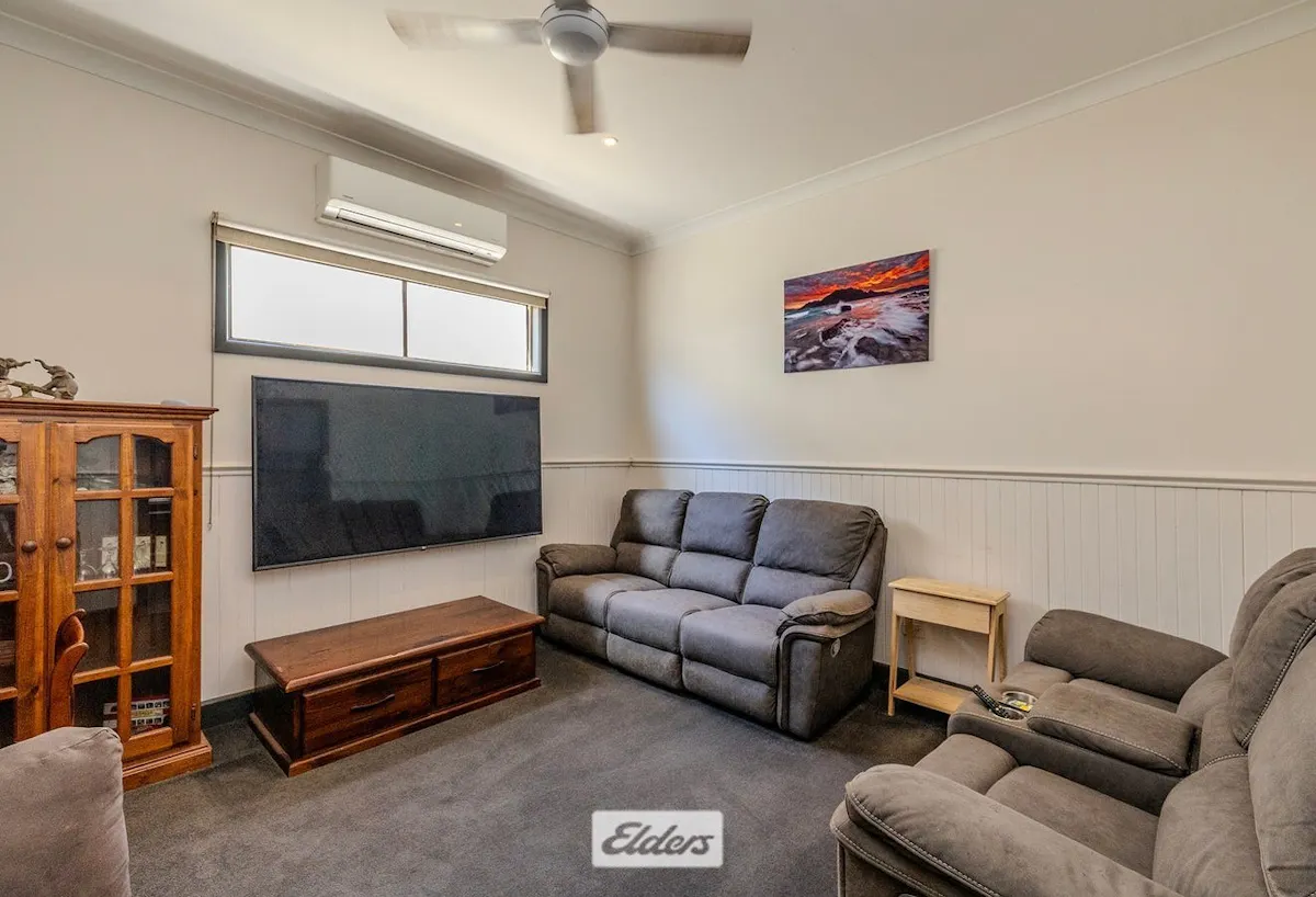 17 Cregan Street — photo 11 of 14