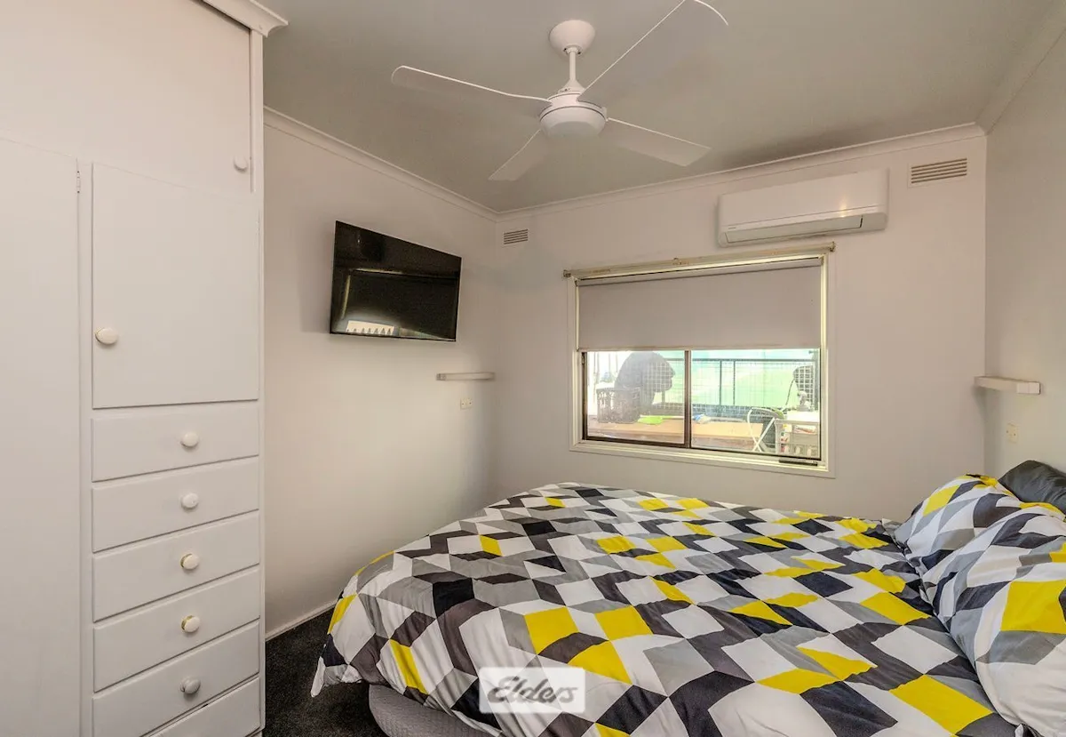 17 Cregan Street — photo 12 of 14