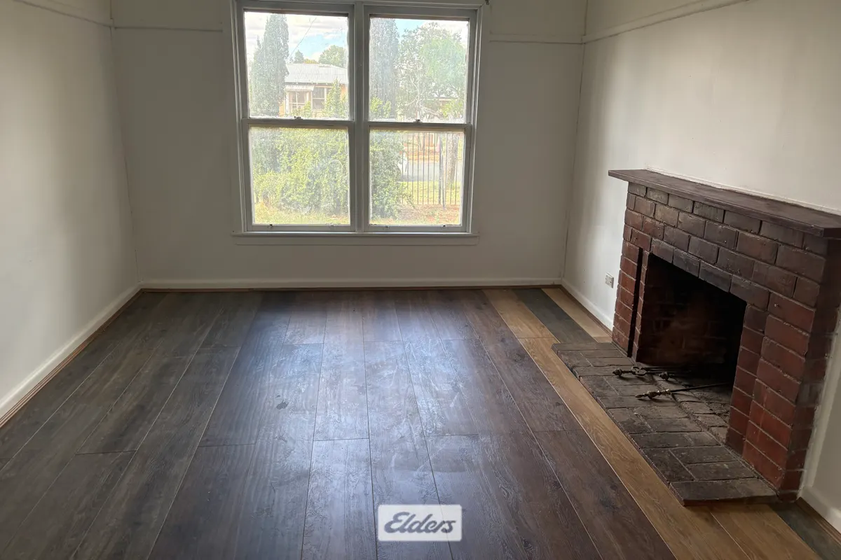13 Warlen Avenue — photo 3 of 10
