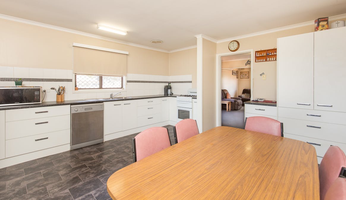 29 Matong Street, Dareton, NSW, 2717 - Image 3