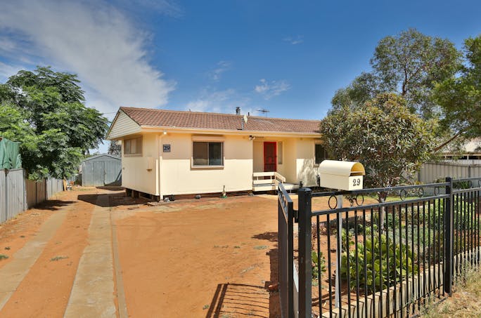 29 Matong Street, Dareton, NSW, 2717 - Image 1